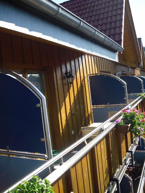 Landgasthof 'Zur Quelle' Wächtersbach Esterno foto